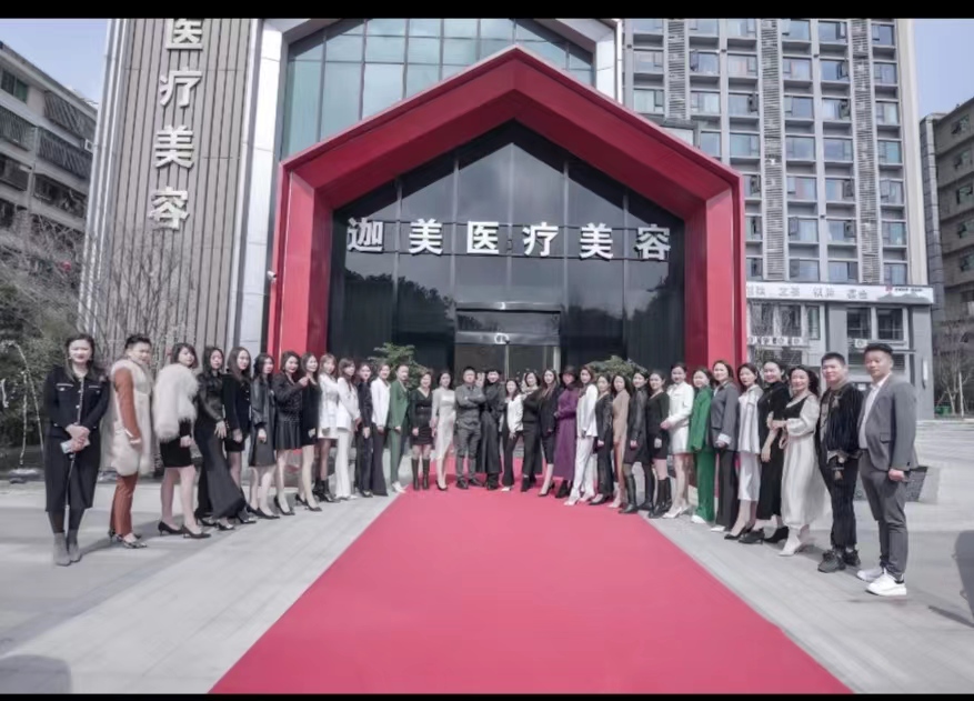 长沙迦美医疗美容医院假体隆胸案例，2个月的恢复过程记录